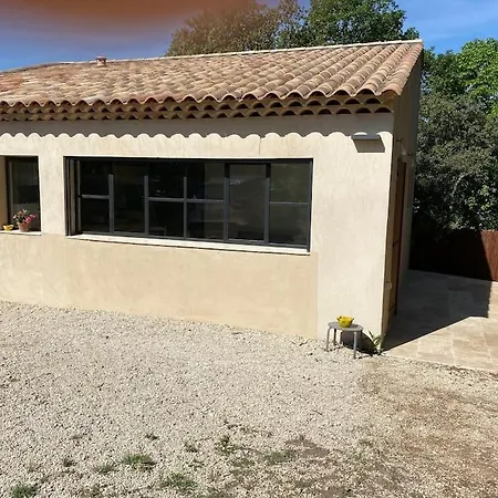 Maison Dans La Pinede Nyaraló